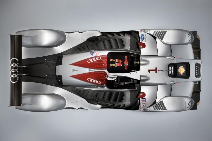  Audi R15 TDI 2009 года  (фото 78 из 78)